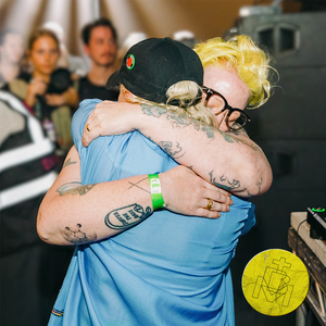 黄色一没片日子裸体少女接磨
