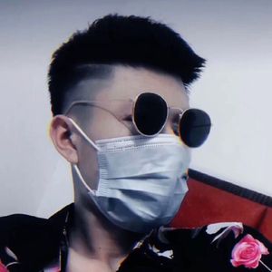 黄色一没片日子裸体少女接磨
