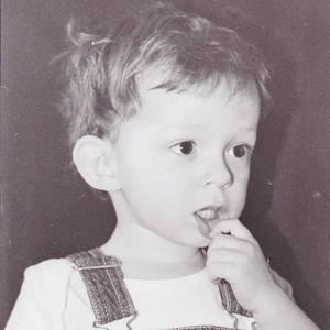 黄色一没片日子裸体少女接磨
