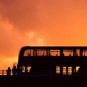 黄色一没片日子裸体少女接磨
